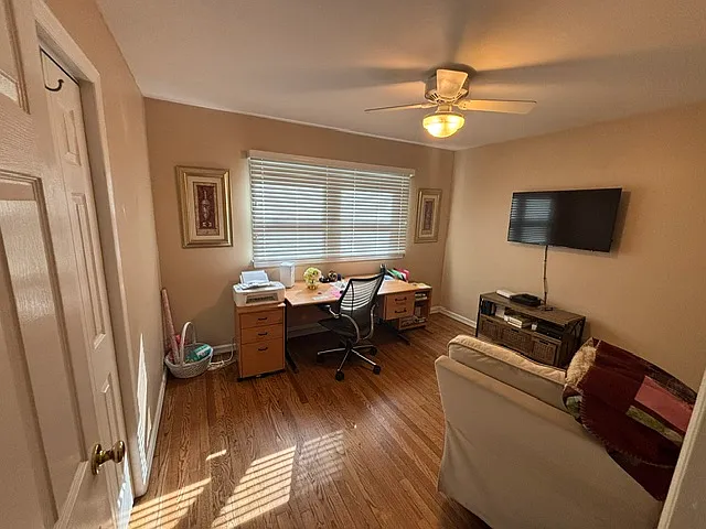 288 Maplewood Rd — Photo 12