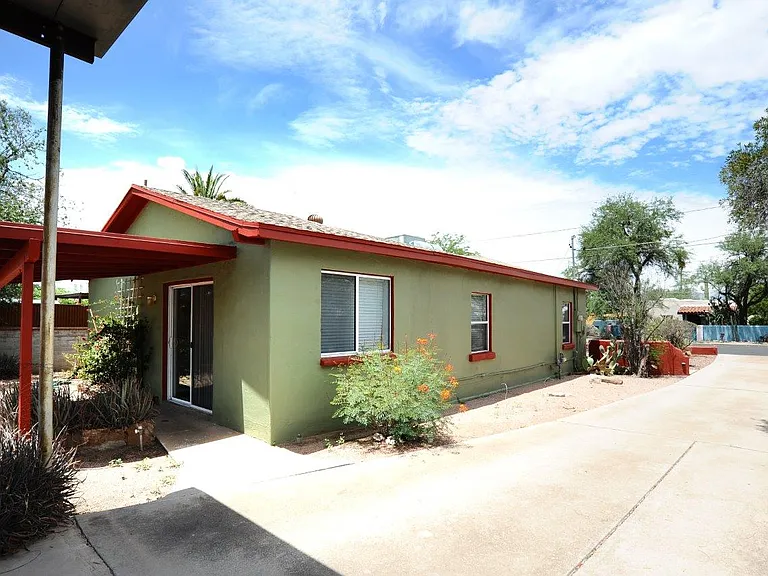 3326 E Elida St — Photo 23