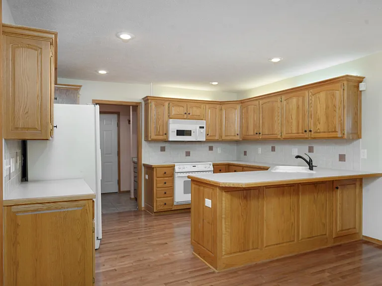 2062 W Willow Lakes Cv — Photo 5