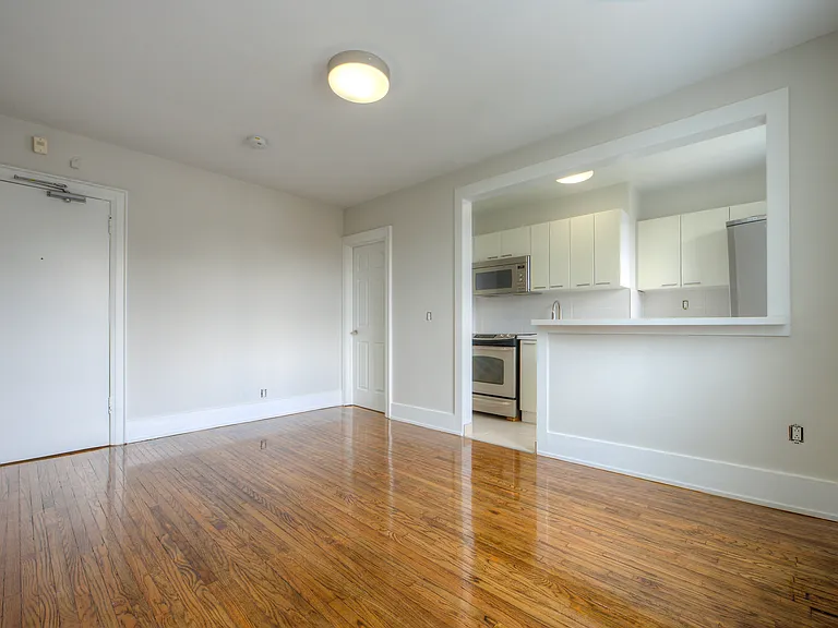 778 Broadview Ave — Photo 21