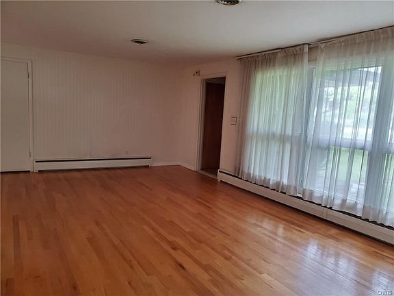 3rd image of 217 Cooper Ln