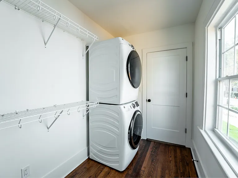 2692 Knox St NE — Photo 11