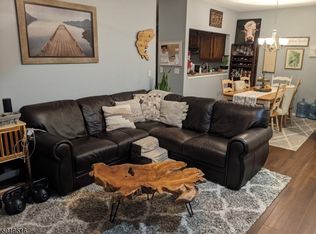 31 Wentworth Rd, Bedminster, NJ 07921