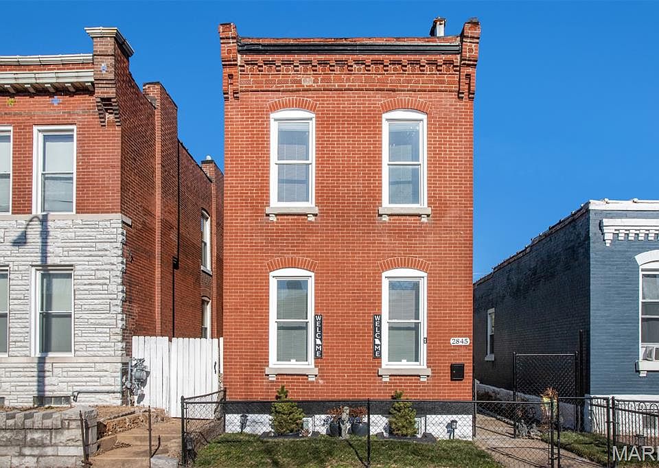 1st image of 2845 Chippewa St
