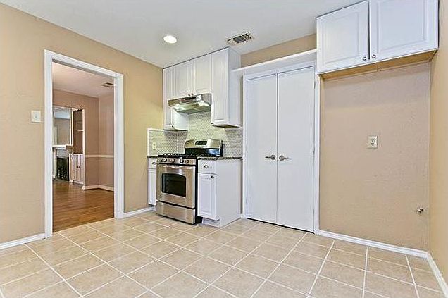 1st image of 3728 Seguin Dr