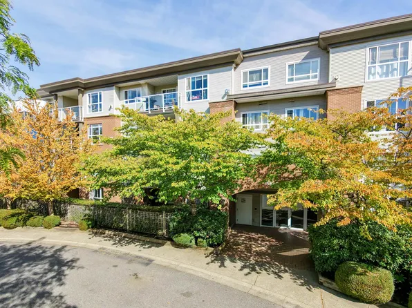 15885 84th Ave #102, Surrey, BC V4N 0W7