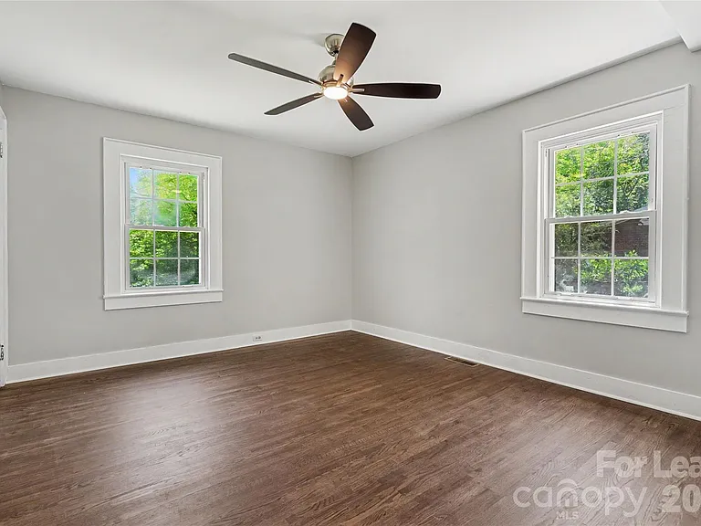 127 Cedar Dr NW — Photo 24