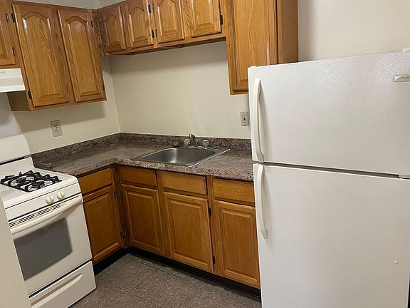 2nd image of 159 Hedley Ave APT 3