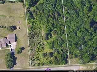 1204 Shalimar Dr, Harrisburg, NC 28025