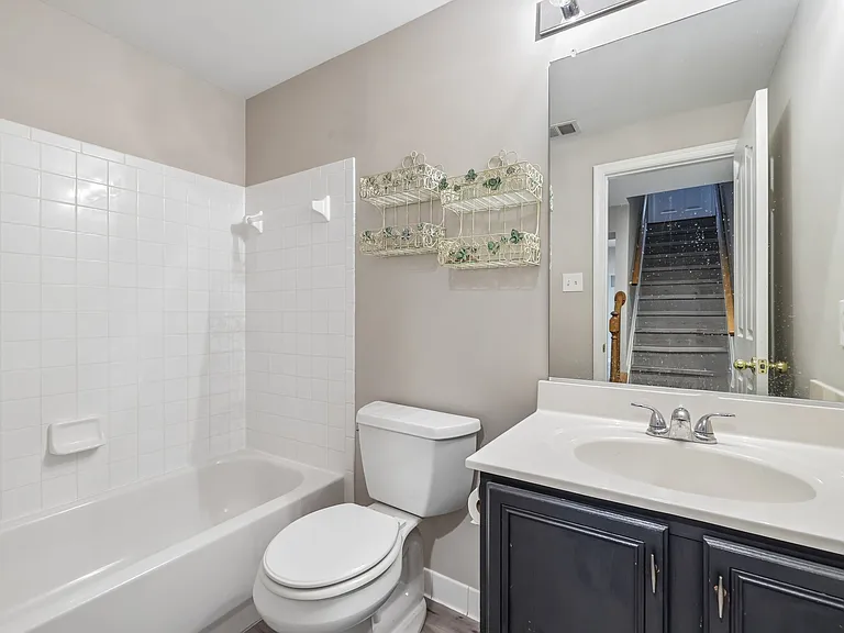 8647 Water Fall Dr — Photo 17