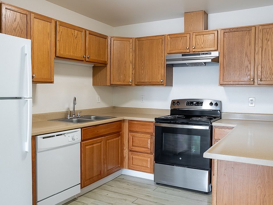 Aspen Grove Apartments - Hillsboro Oregon - Kitchen