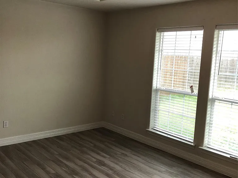 13322 Colton Ln — Photo 14