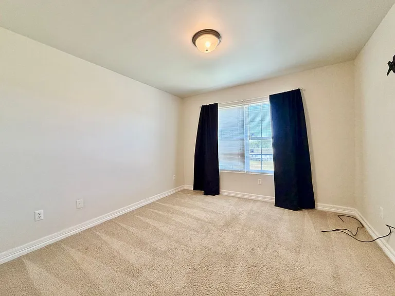 4608 Garnet Way — Photo 17