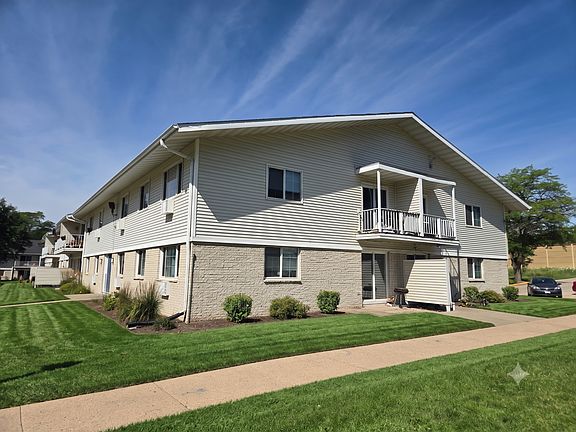 3rd image of 4929 Chalet Gardens Rd #4-203