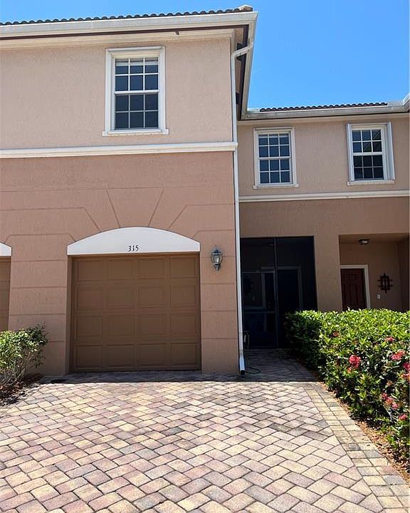 1st image of 315 Provence Pl