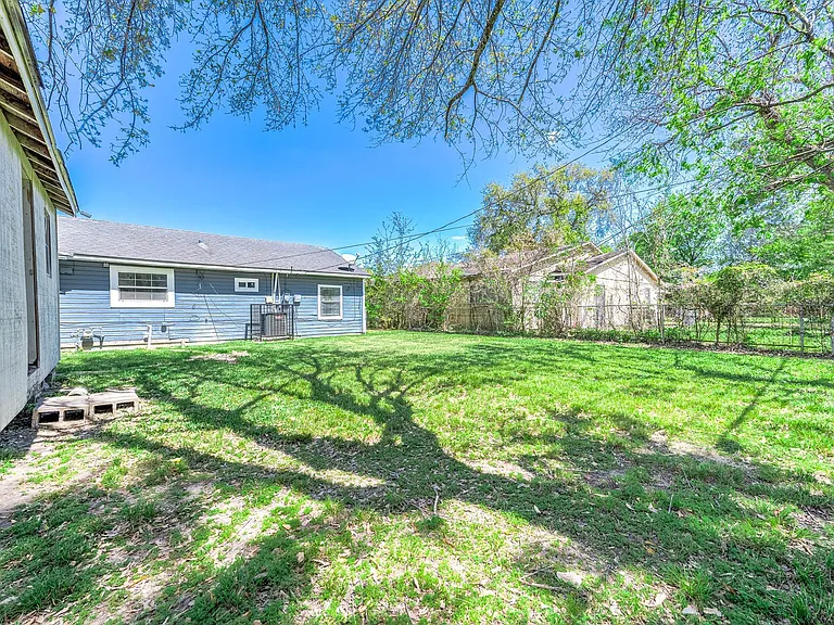 3910 Luca St #R1 — Photo 30