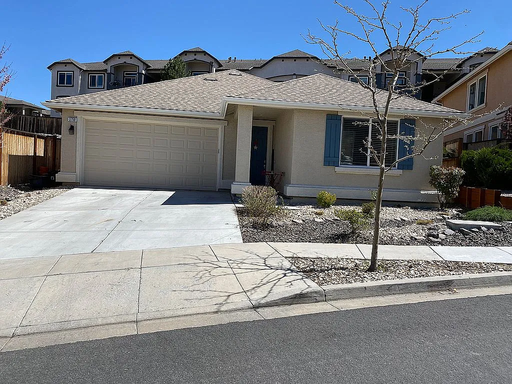 3750 Coastal St photo 1