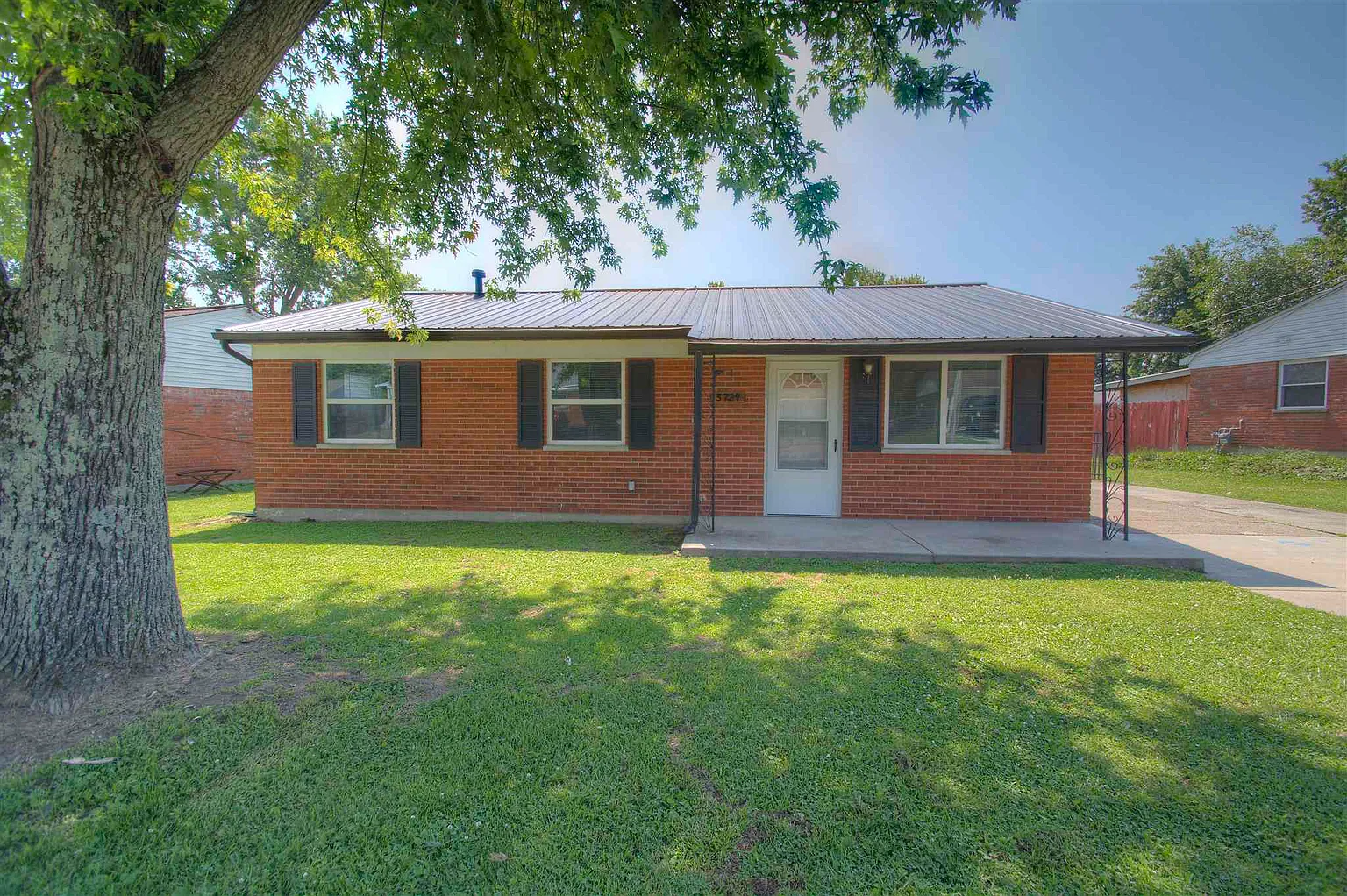 3729 Autumn Rd photo 1