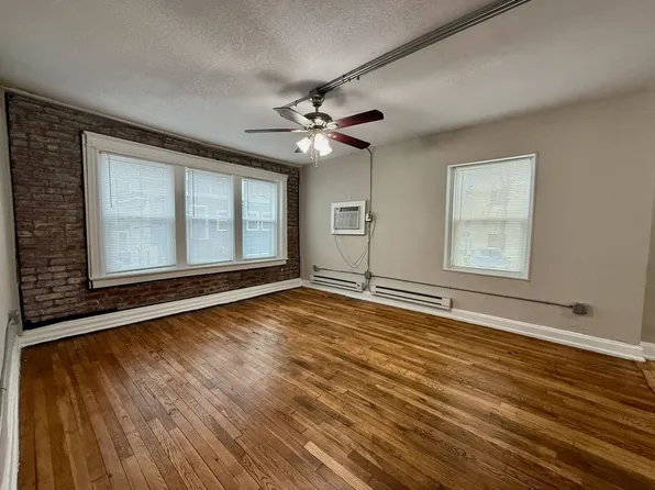 3201 Broadway, 3201 Broadway Blvd APT 13, Kansas City, MO 64111