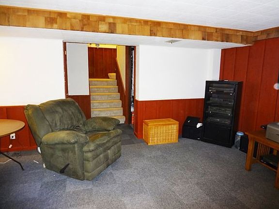 5th image of 7409 N Oxford Pl
