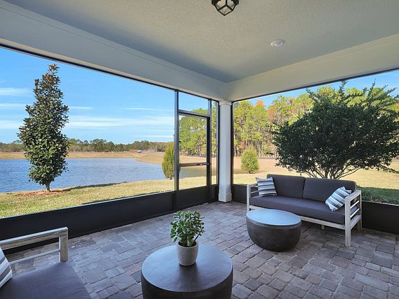 Trailside Covered Lanai