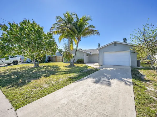 9174 SW 2nd Street, Boca Raton, FL 33428