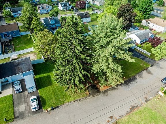 3rd image of 0 Saint Jacques Ave