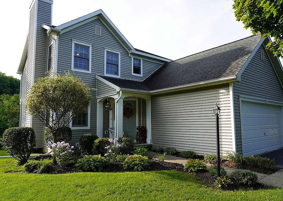 1st image of 17 Jamison Dr