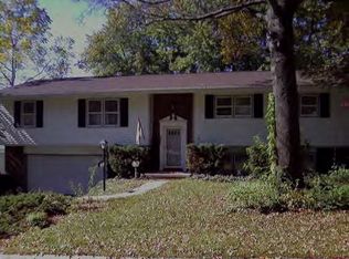 2402 Cedar Ct, Danville, IL 61832