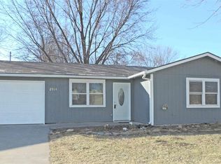 2504 Bonanza St, Lawrence, KS 66046