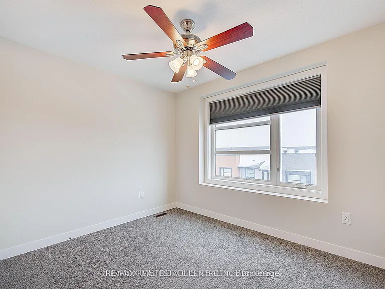 996 West Village Sq — Photo 35