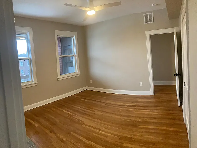 729 Washington Rd #3 — Photo 2
