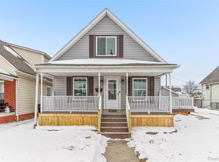 3366 11th St, Wyandotte, MI 48192