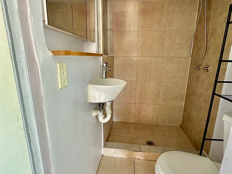 5807 Colchester Dr — Photo 13