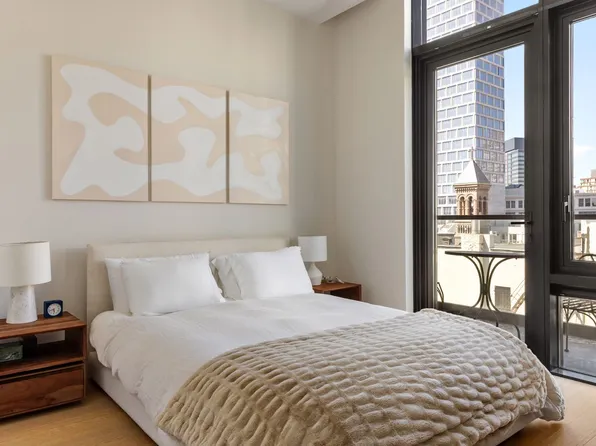 500 Waverly Avenue image 6 of 10