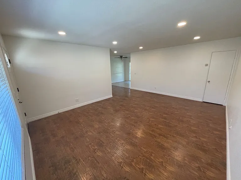 745 Fine St — Photo 4