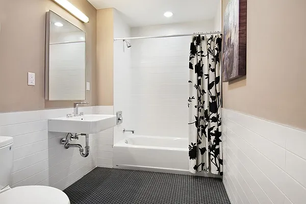 Sold by Corcoran | media 24