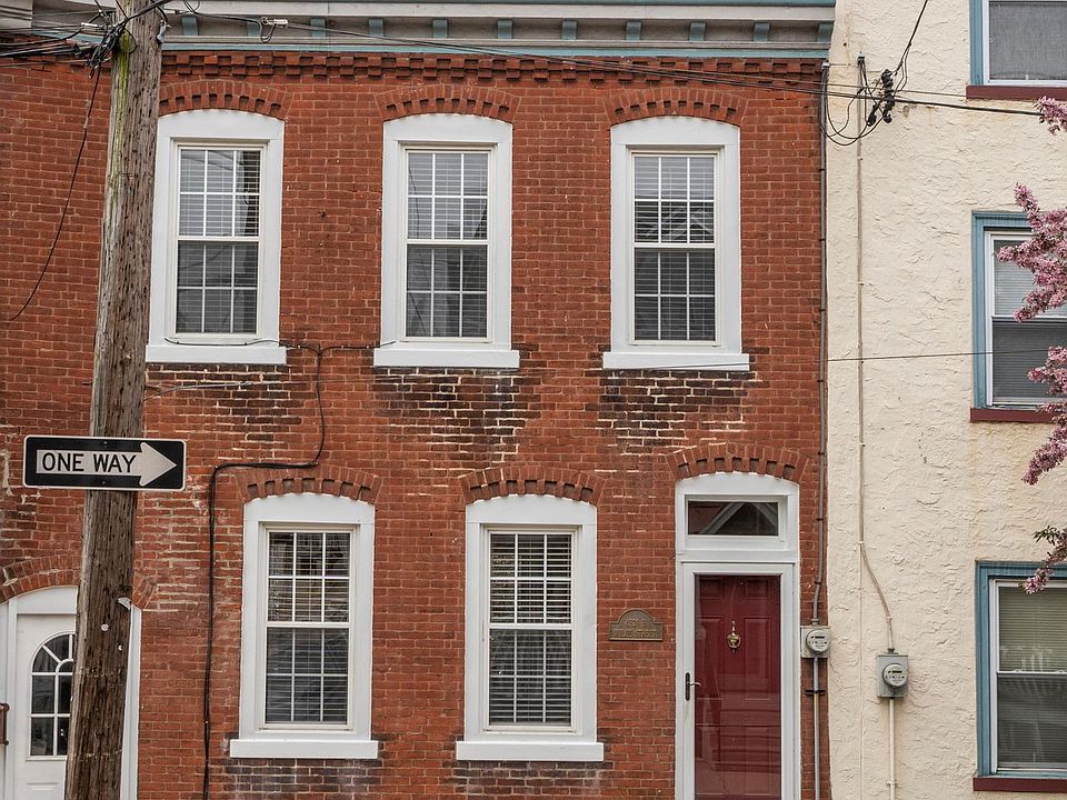 1st image of 4528 1/2 Wilde St