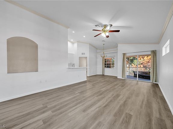 4th image of 5370 Park Rd APT 4