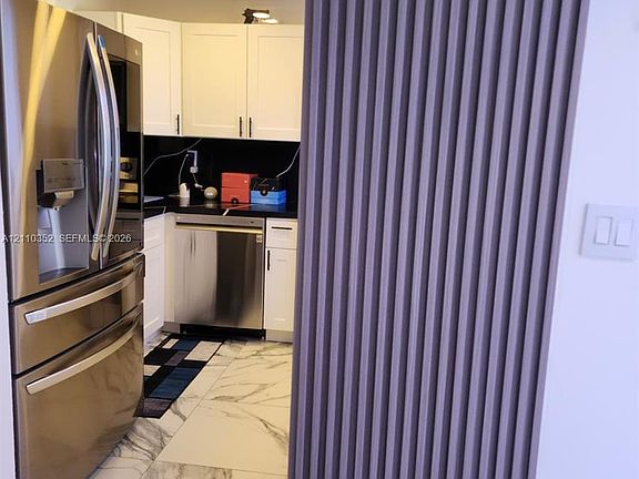 5th image of 400 N Surf Rd APT 902