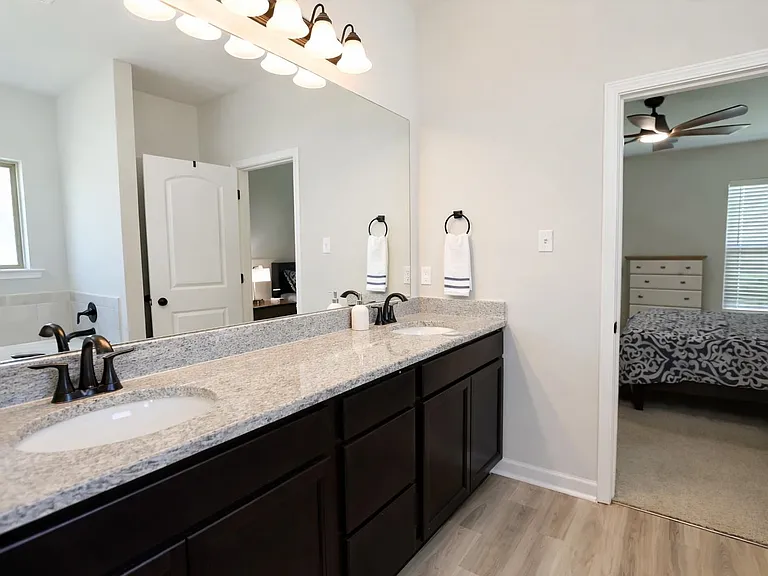 259 Shadow Pointe Rd — Photo 12