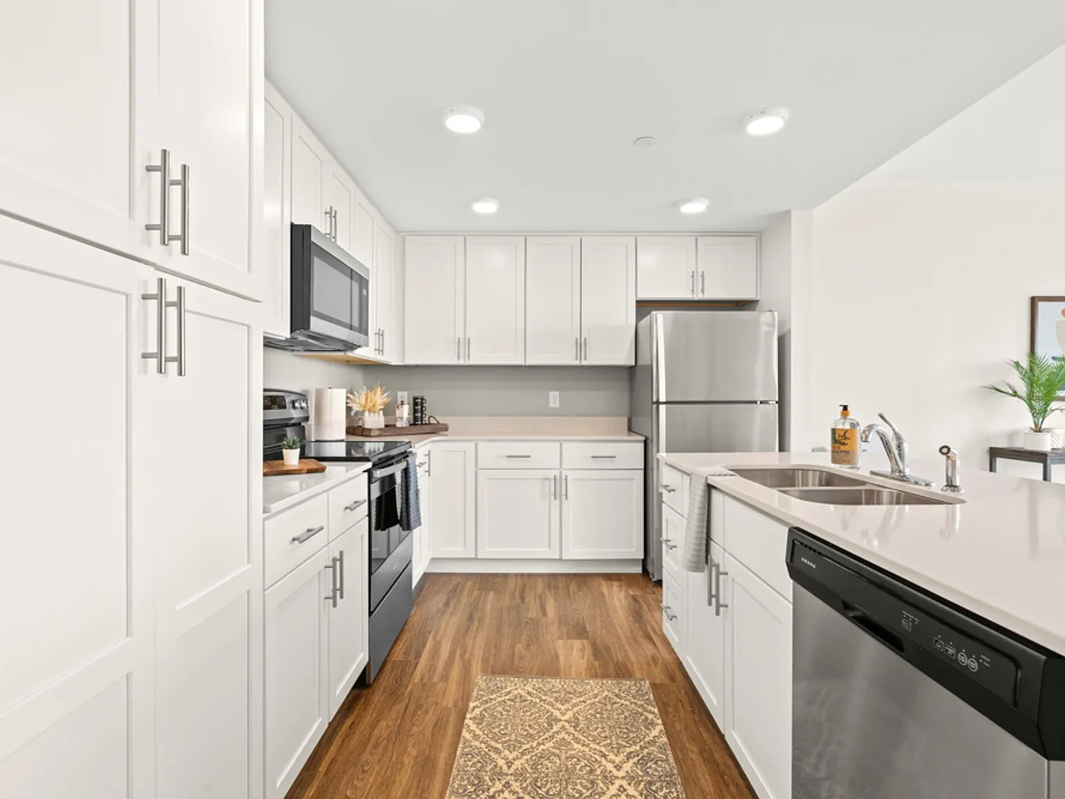 The Residence @ Willow Falls — Photo 4