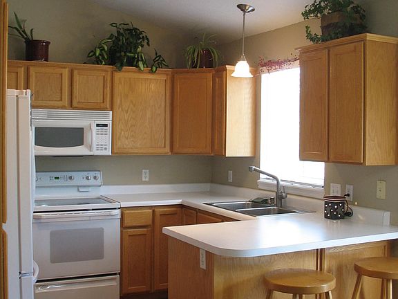 3rd image of 4333 S Jocelyn Way