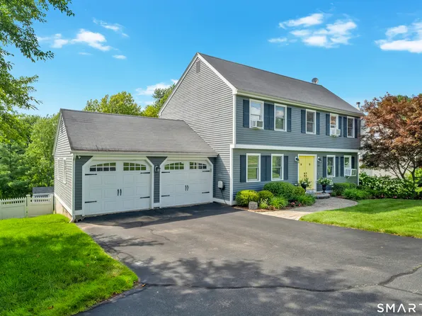 897 East Street, Middletown, CT 06457