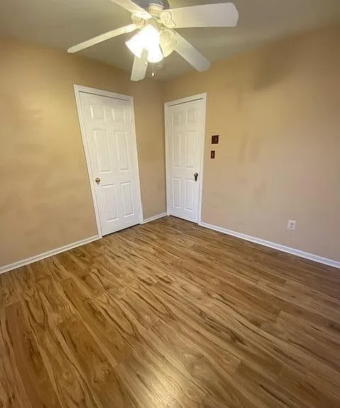 1077 Roseberry Ct — Photo 15