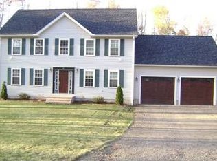102 Long Hill Rd, West Brookfield, MA 01585