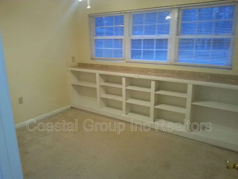 1632 Janke Rd — Photo 6