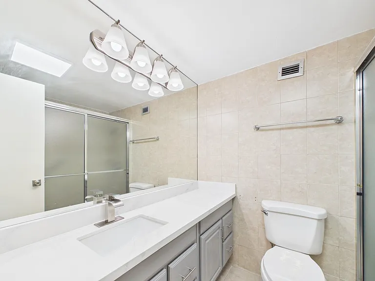 7510 Hornwood Dr #801 — Photo 17