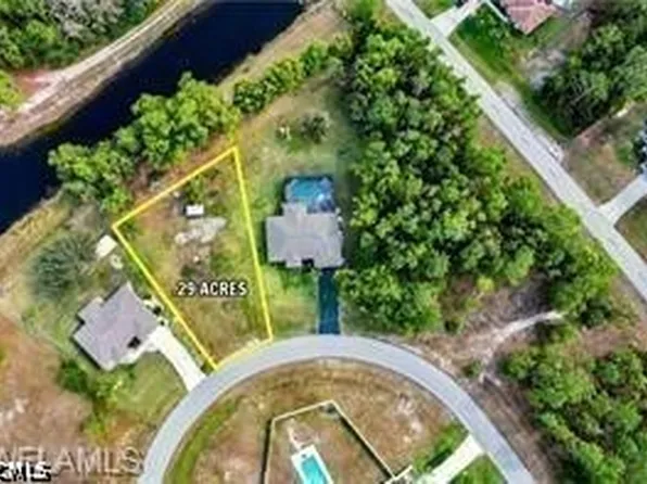 469 Boleyn Cir, Lehigh Acres, FL 33974