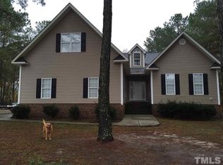 105 Walnut Dr, Benson, NC 27504